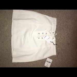 White high waisted XS skirt